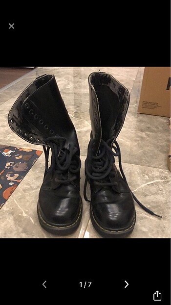 Dr martens bot