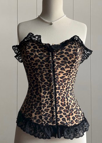 Dantel Detaylı Leopar Desenli Gotik Bustiyer korse