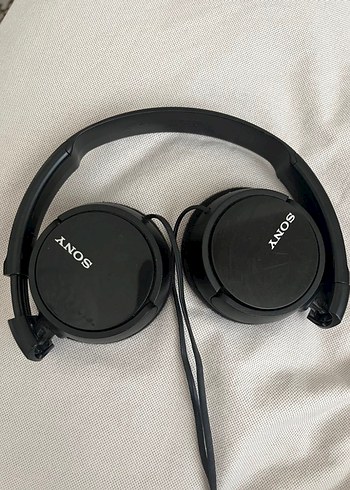 Sony Siyah Kulaküstü Kulaklık