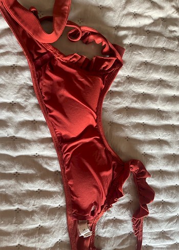 xs Beden Penti Fırfırlı İnce Askılı Bikini Üstü