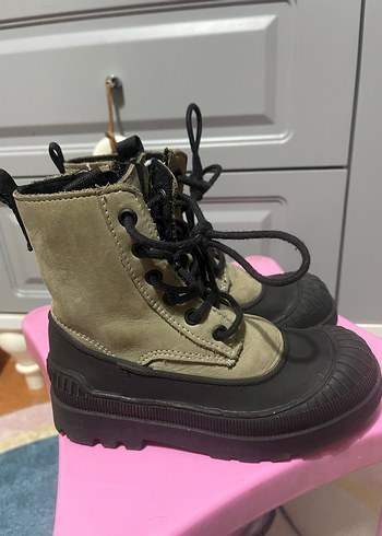 Zara çocuk bot - Görsel 2