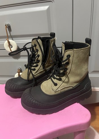 Zara çocuk bot - Görsel 4