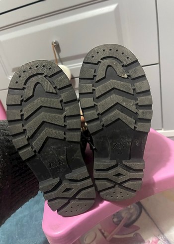 Zara çocuk bot - Görsel 3