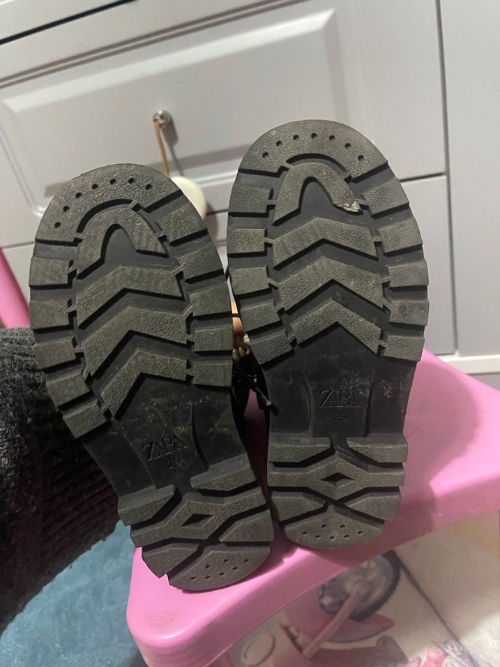 Zara çocuk bot - Görsel 3