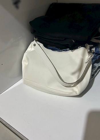 Beyaz Fermuarlı Kadın Çanta - Görsel 2