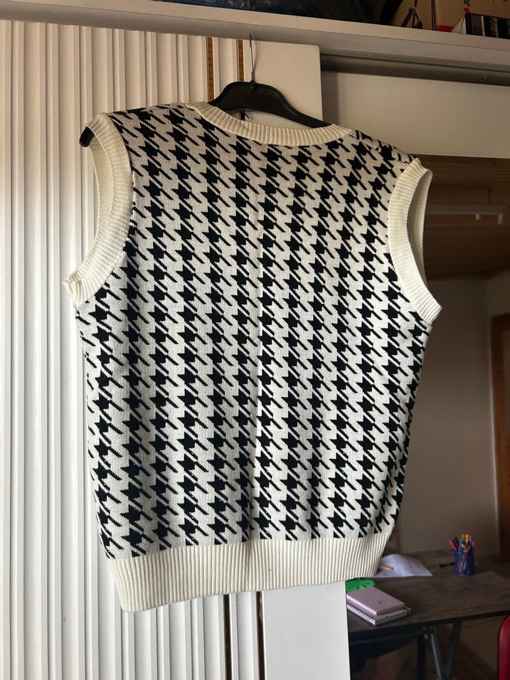 V Yaka Oversize Kazayağı Desenli Süveter - Görsel 2