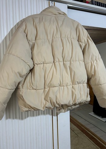 Bej Kadın Kısa Yumuşak Kış Montu - Görsel 2