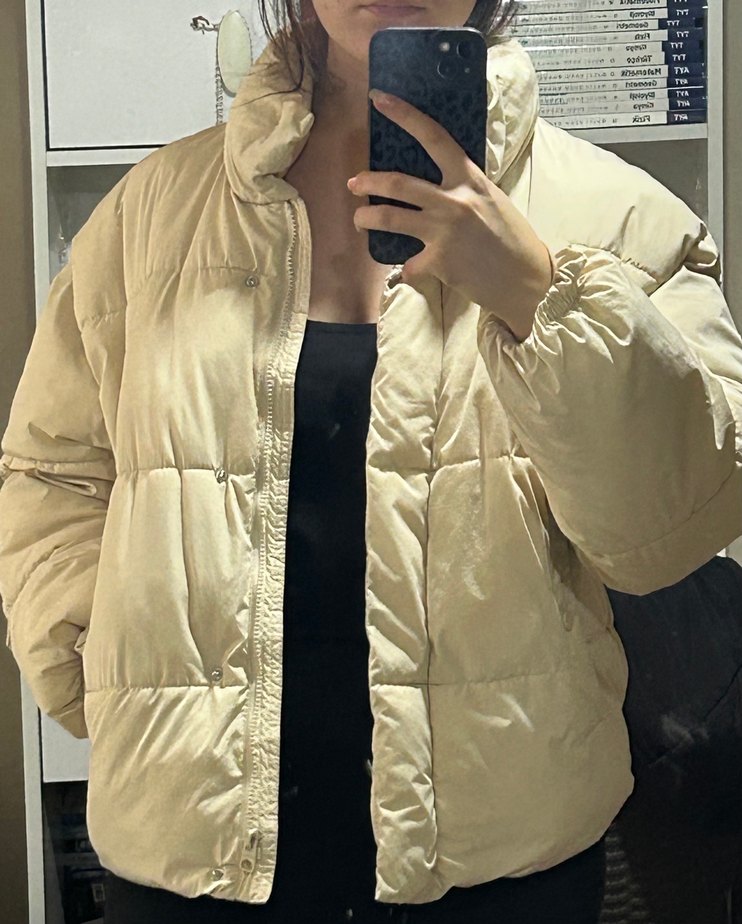 Bej Kadın Kısa Yumuşak Kış Montu - Görsel 3