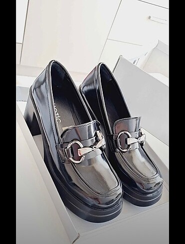 Hotiç Hotiç marka topuklu loafer