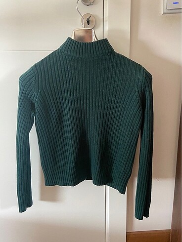 H&M az kullanılmış kısa ince kazak