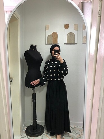 Siyah tül etek