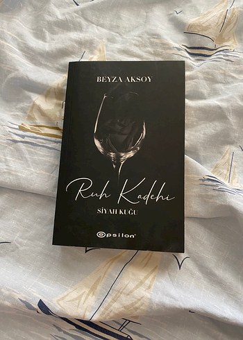Ruh Kadehi Siyah Kuğu - Beyza Aksoy