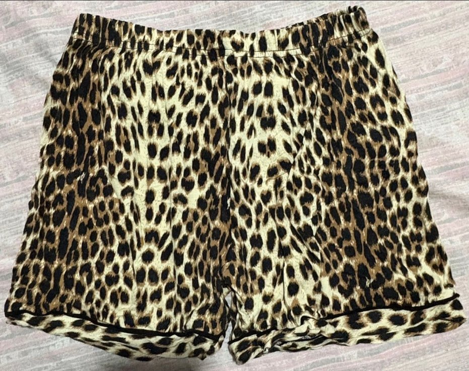 Leopar Desenli Kısa Kollu Kadın Pijama Takımı - Görsel 4