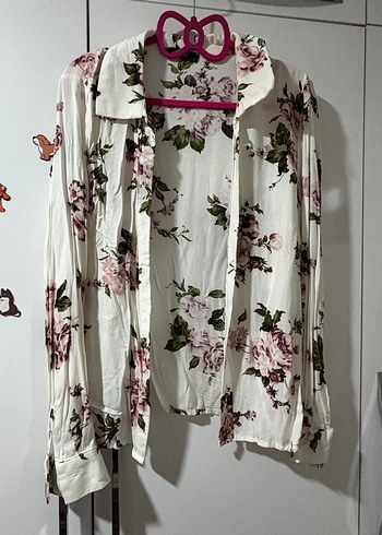 Uzun Kollu Çiçek Desenli Pamuklu Gömlek - Görsel 2