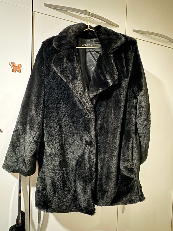 Siyah kürk - Görsel 3