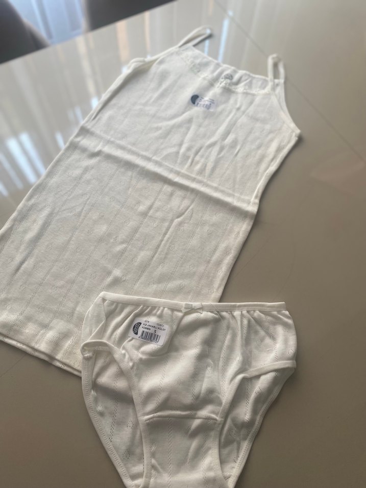 Kız Çocuk Atlet ve Külot Takımı - Görsel 4