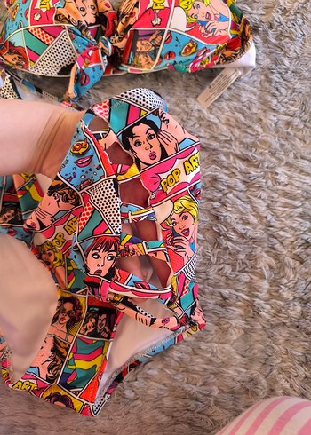 Suwen Renkli Pop Art Desenli Mini Bikini