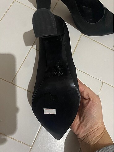 Diğer Parlak siyah stiletto