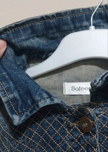 36 Beden Nakışlı Düğmeli Mavi Denim Ceket