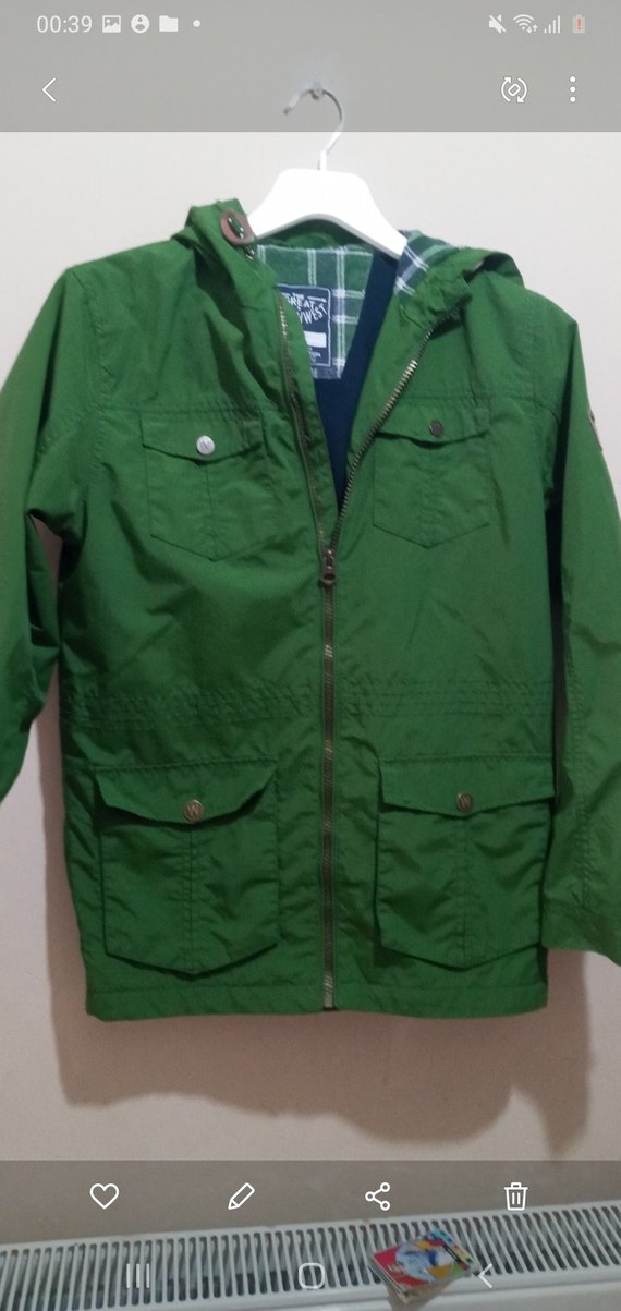 Erkek Çocuk Parlak Yeşil Fermuarlı Ceket - Görsel 2