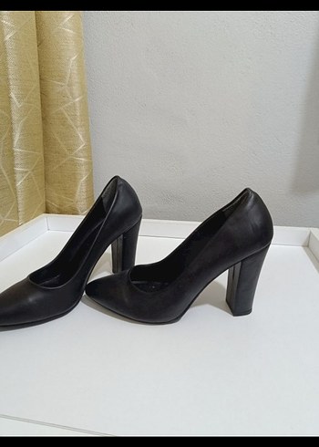 Diğer Siyah Parlak Minimalist Stiletto Topuklu
