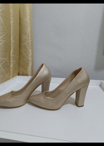 Diğer Bej Parlak Yılan Desenli Stiletto