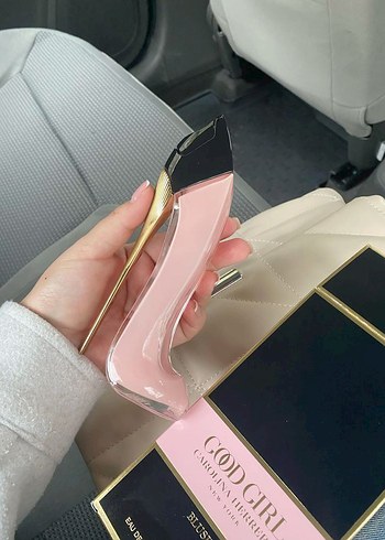 Carolina Herrera Good Girl Blush Kadın Parfüm 80ml - Görsel 2