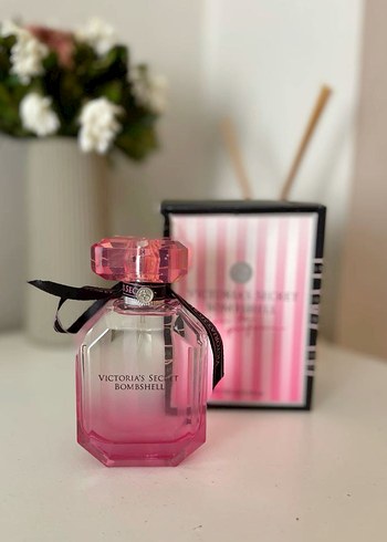 Victoria's Secret Bombshell Kadın Parfümü - Görsel 2