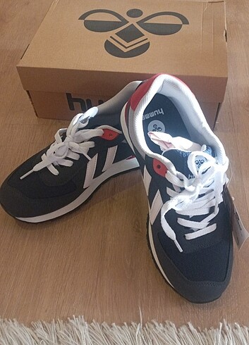 Hummel 38 numara hummel lacivert bayan ayakkabı