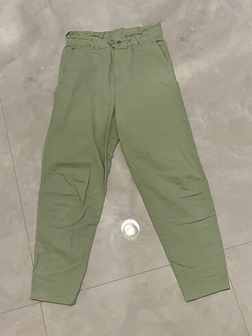 Stradivarius Stradivarius yeşil pantolon