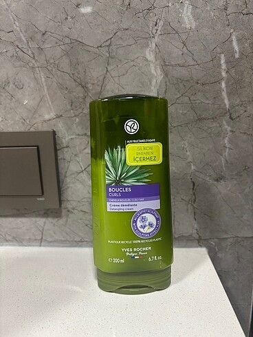 Yves rocher kıvırcık saçlar için bukle belirginleştirici saç kre