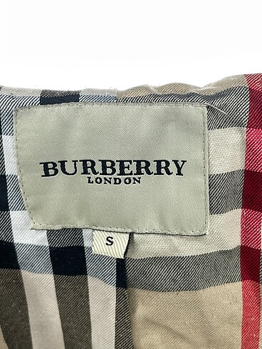 s Beden siyah Renk Burberry Trenchcoat %70 İndirimli.