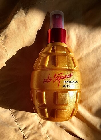 Eda Taşpınar Bronzing Bomb