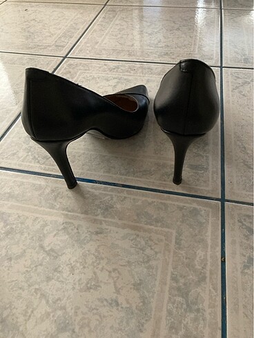 36 Beden Stiletto