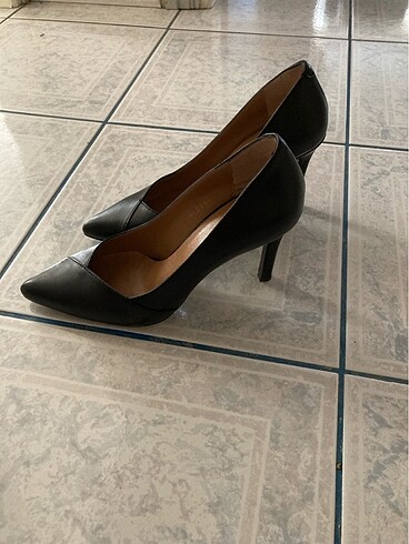 Derimod Stiletto