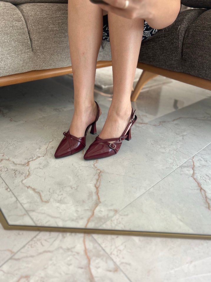 Bordo Parlak Yılan Desenli Stiletto Topuklu Ayakkabı - Görsel 2