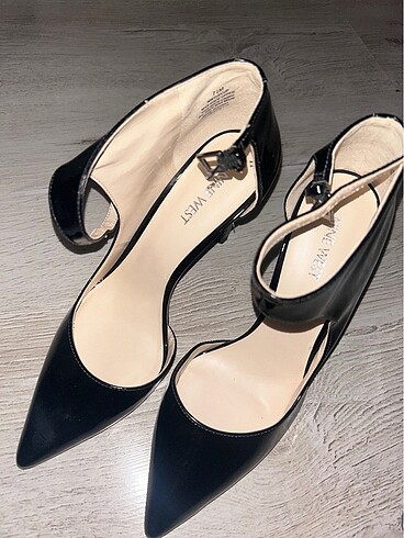 Nine West siyah Stiletto