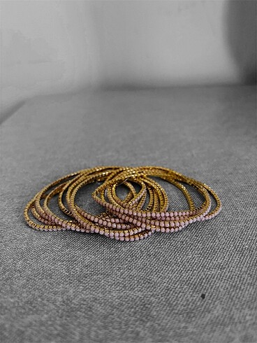 Diğer Küp Choker