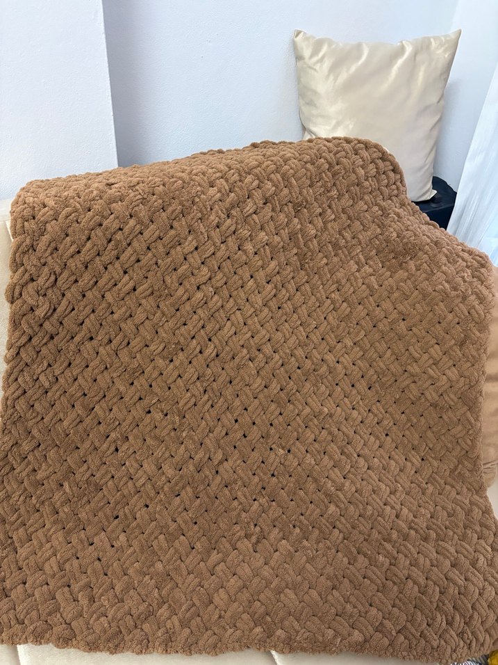 Kahverengi Örgü Bebek Battaniyesi - Görsel 2