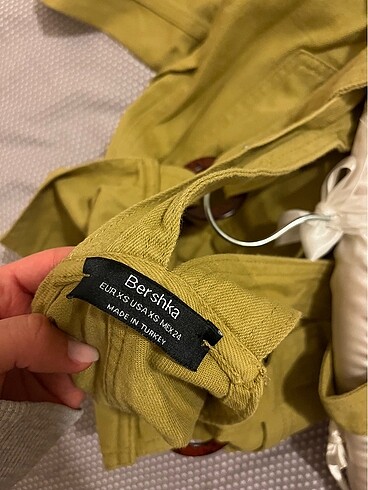 xs Beden Bershka salopet