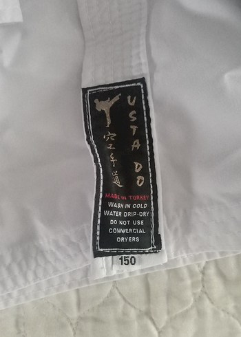 Diğer karate kiyafeti