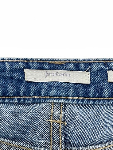 40 Beden mavi Renk Stradivarius Jean / Kot %70 İndirimli.