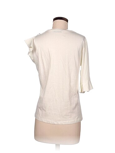 m Beden Diğer T-shirt %70 İndirimli.
