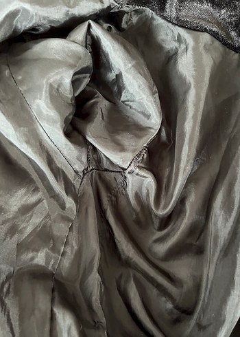 Siyah Kadın Kışlık Mont - Görsel 4