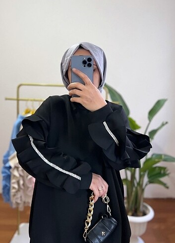 SİYAH TAŞLI ÖZEL TASARIM SWEAT 