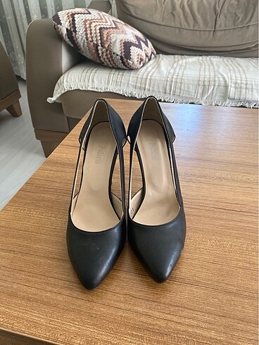 39 Beden Siyah stiletto