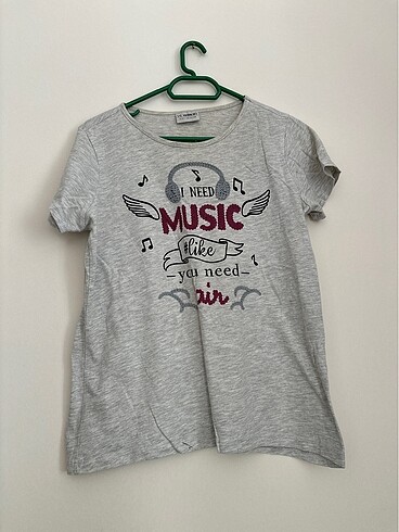 Desenli tshirt