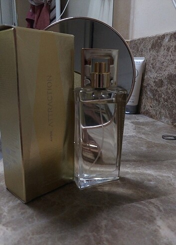 Avon AVON Attraction