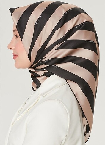 Armine Armine Nostalji İpek Eşarp - 8504 03 - Sura
