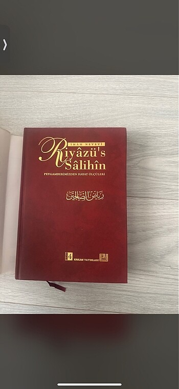  Beden Renk Riyazü?s Salihin İmam Nevevi Erkam Yayınları